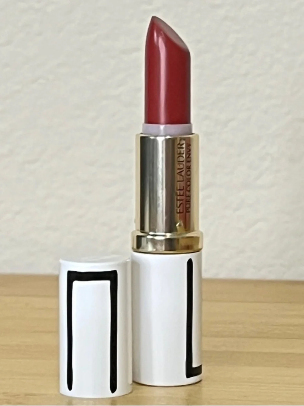 Estee Lauder Pure Color Envy Rebellious Rose 420 Sculpting Lipstick Rosey Pink
